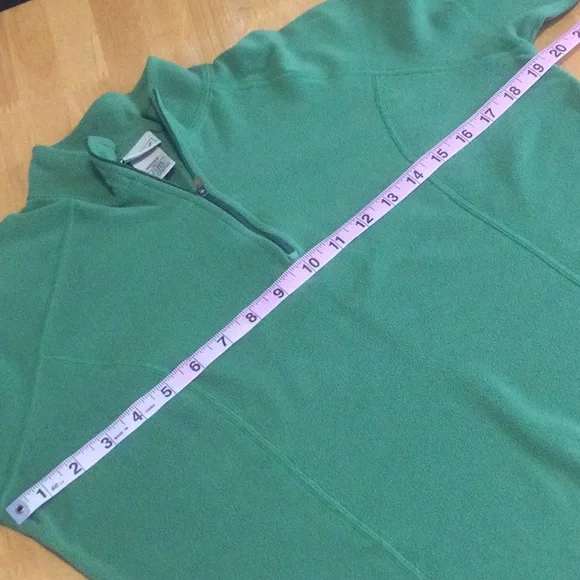 L.L. Bean lightweight quarter zip flleece - Picture 2 of 7